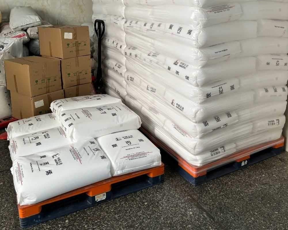 Raw material storage workshop